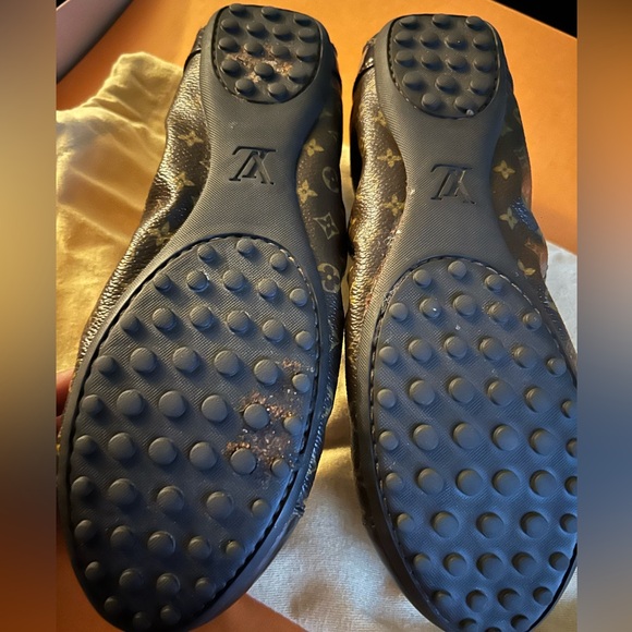 Authentic Louis Vuitton Ballerina/Driver - Picture 6 of 6